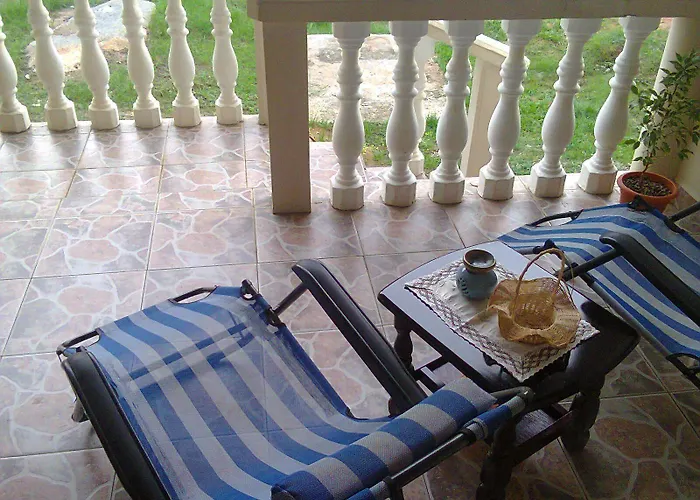 Bethlehem Self-catering * Anse Boileau